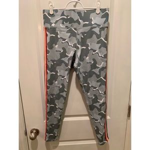 Camo leggings